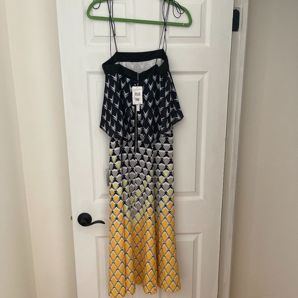 Caara multi colored midi dress Size S - Picture 2 of 2